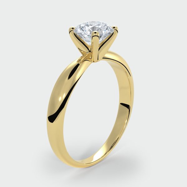 טבעת אירוסין סוליטר Alma עם יהלום מעבדה עגול בזהב צהוב